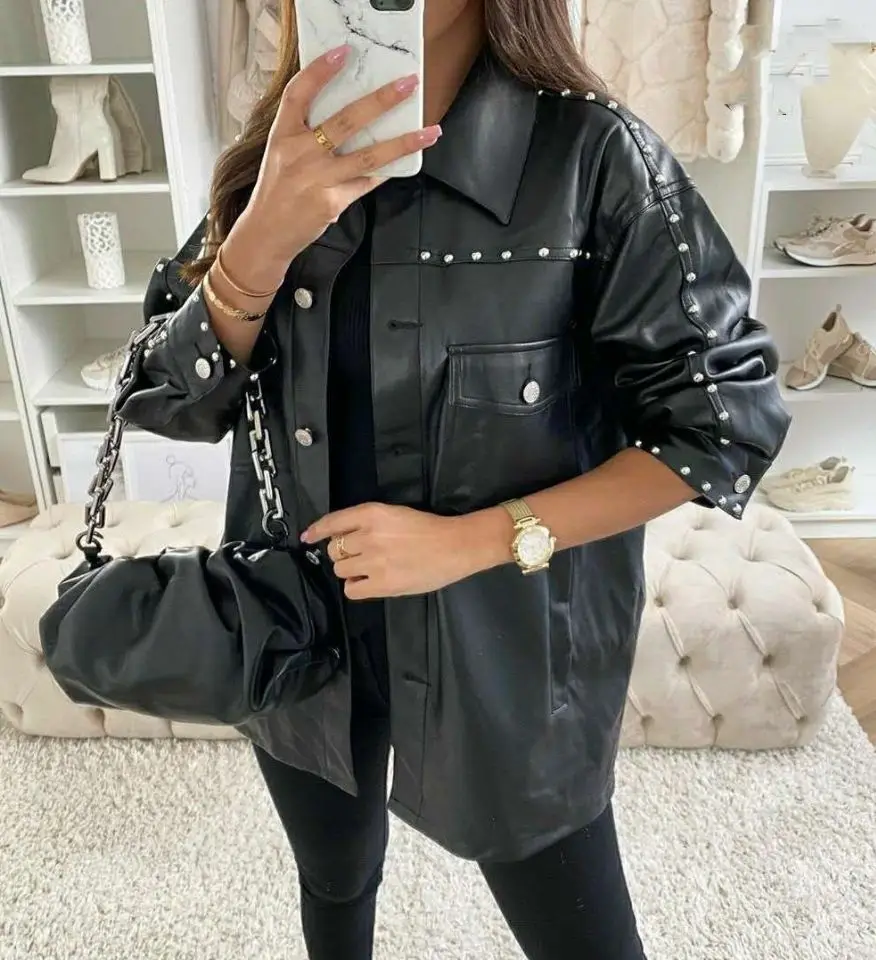 CAMISA POLIPIEL CON TACHUELAS | New Secret