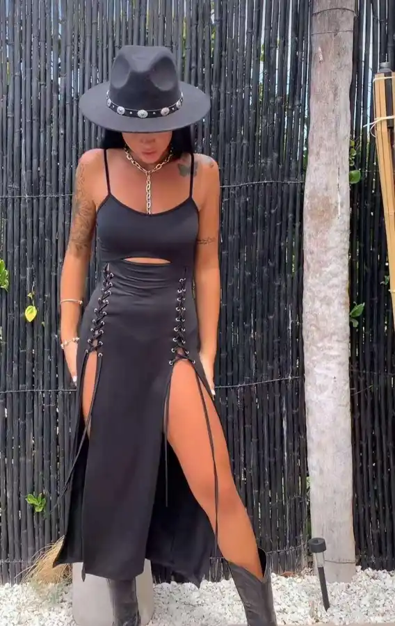 Vestido midi con tachuela | New Secret
