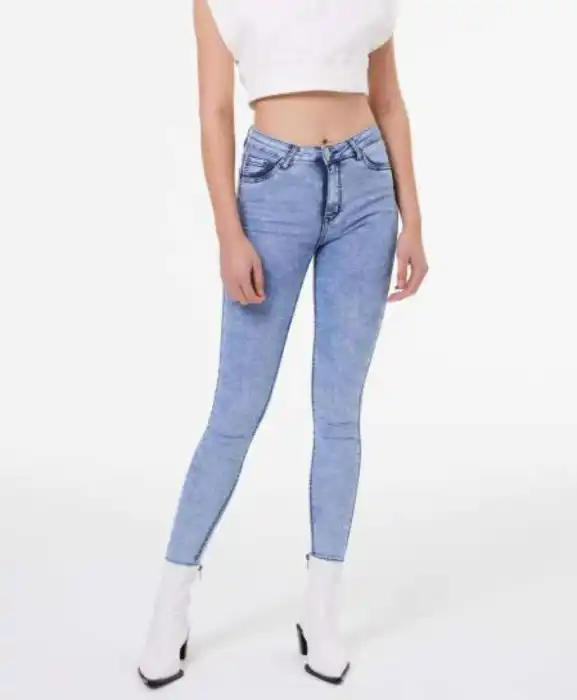 pantalon vaquero pitillo | New Secret
