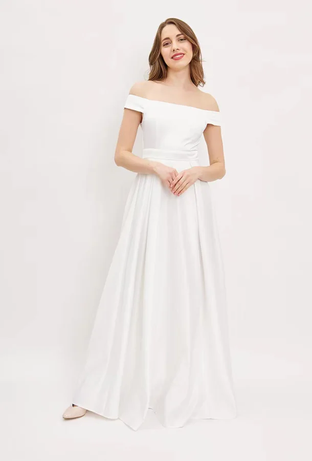 10604741726015 | La maison des robes