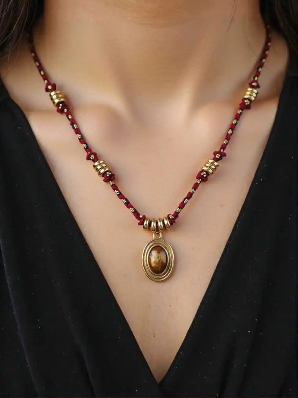 COLLIER CORDON ORNE DE PERLES ET PENDENTIF EN ACIER INOXYDABLE  | Bijoux fantaisie 