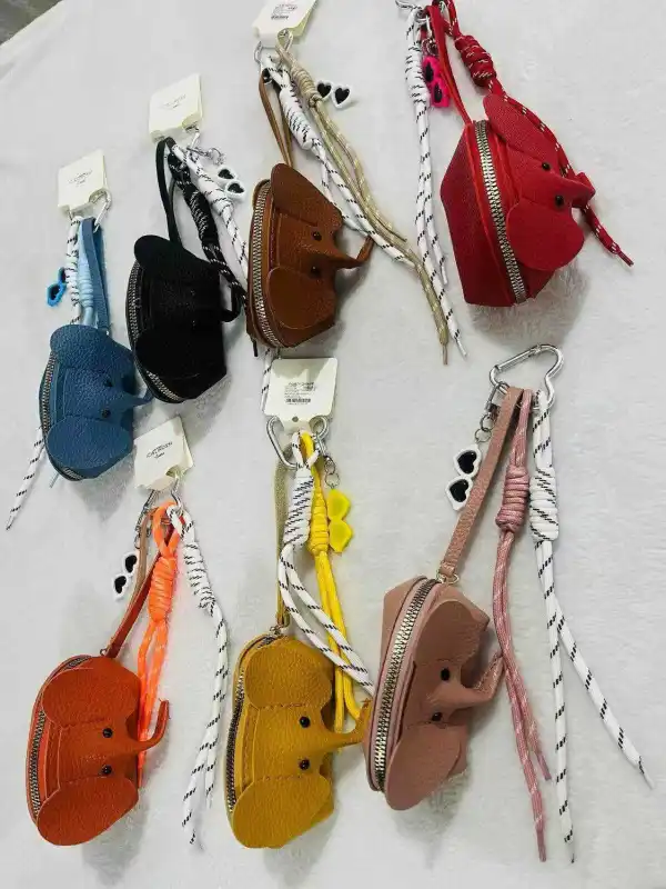 Porte-monnaie /  porte-clés
en éléphant  | Les Élixirs Parfumés