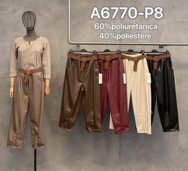 Pantaloni ecopelle  | Maelle B. Fashionlab 